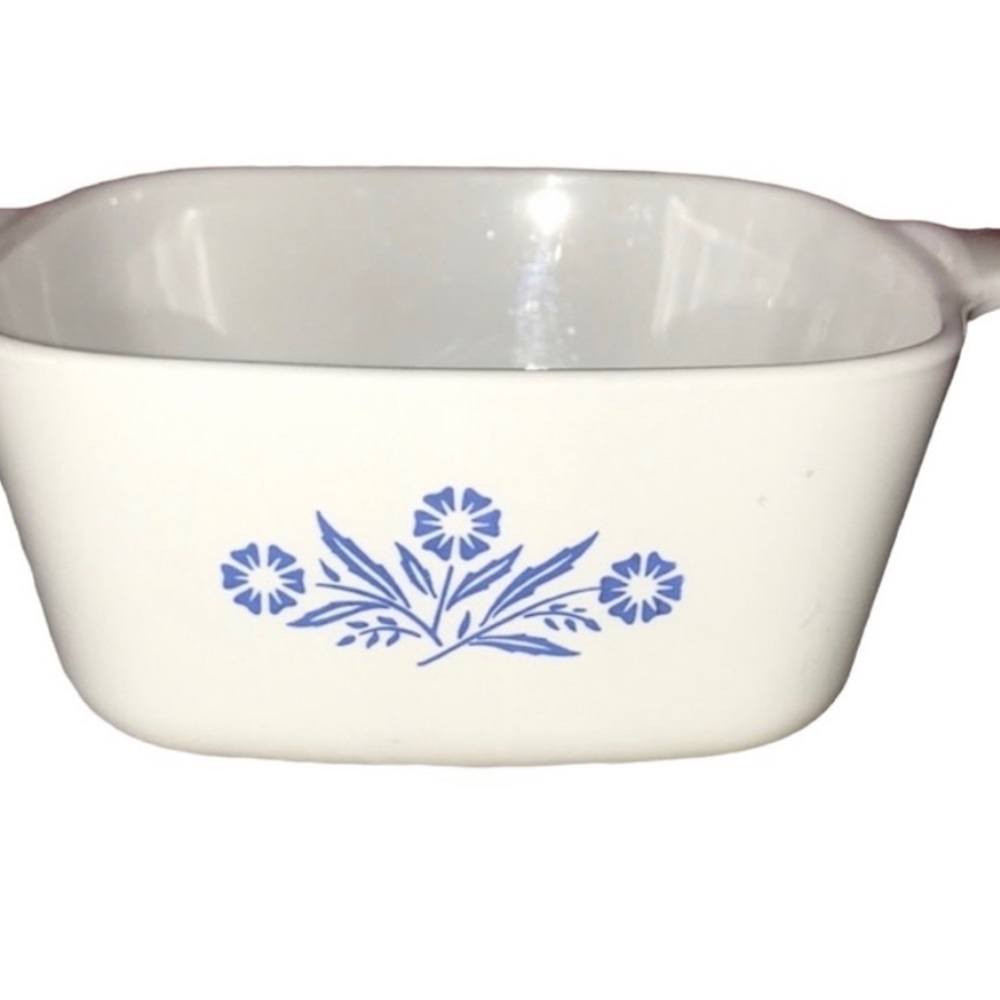 Corningware P-43-B Cornflower 2 3/4 Cup  Dish White & Blue